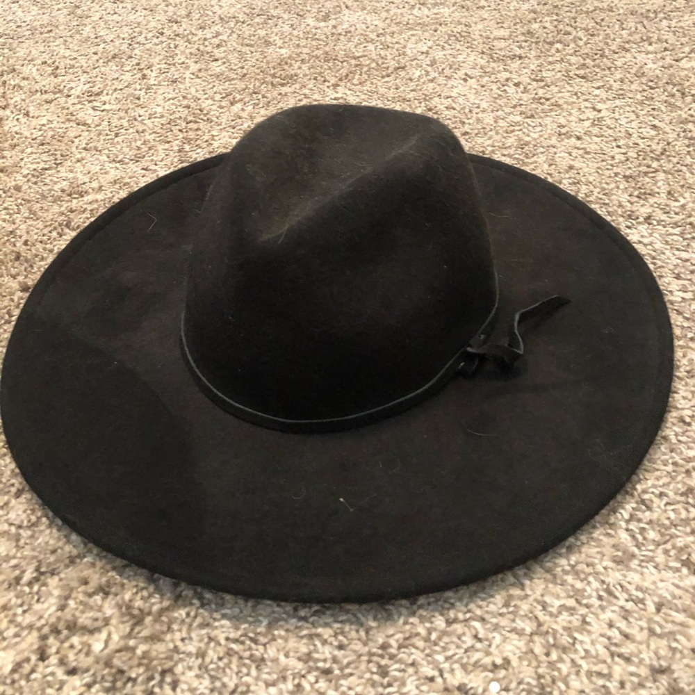 FREE PEOPLE black wool hat